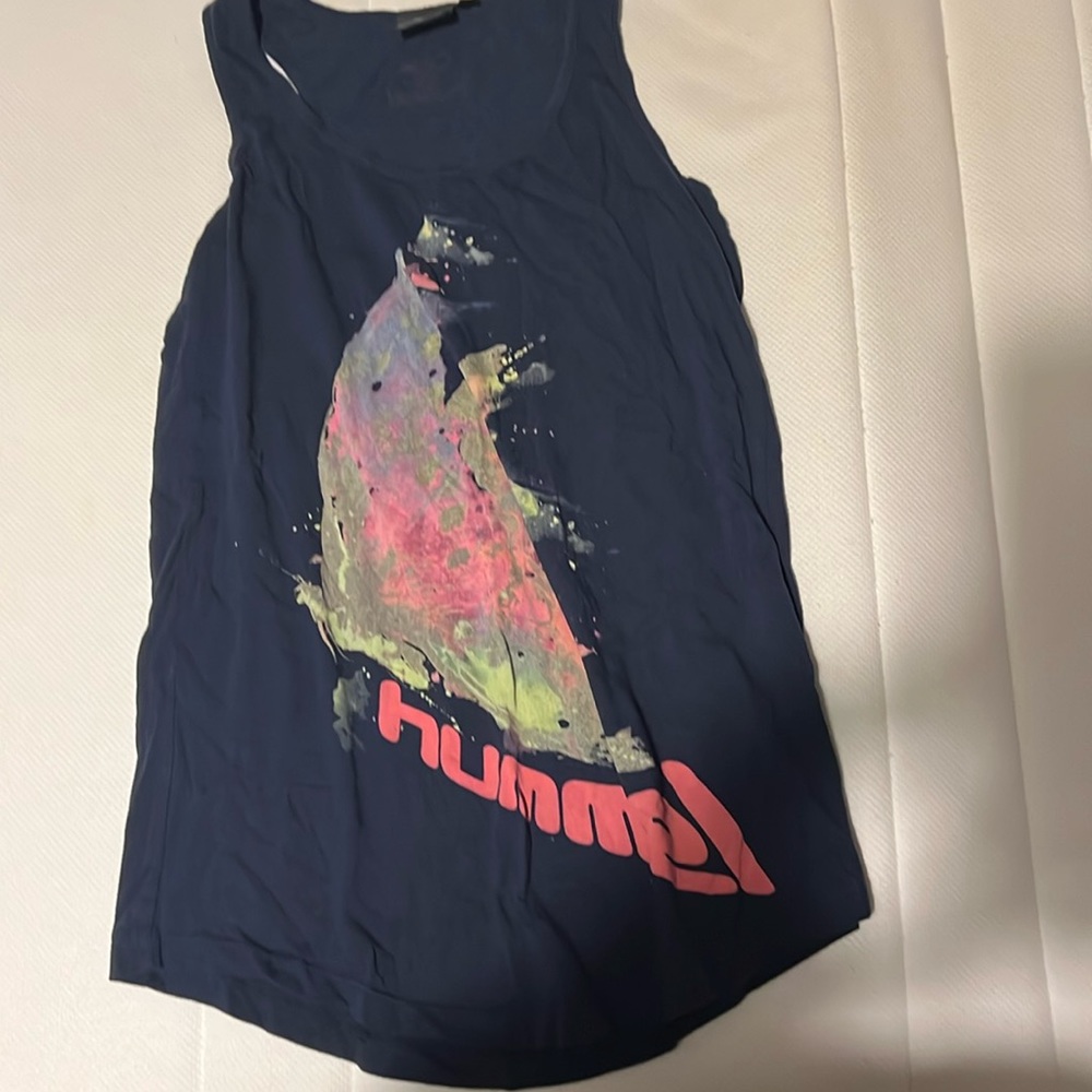 Hummel top size small